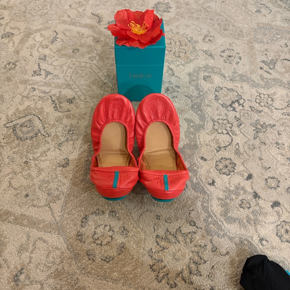 Tieks Coral Ballet Flats with Teal Soles